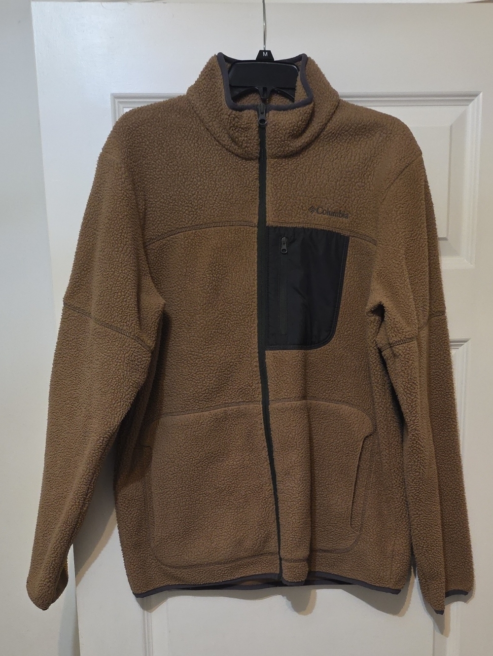 Columbia Men's Tan Sherpa Fleece Jacket with Black Chest Pocket